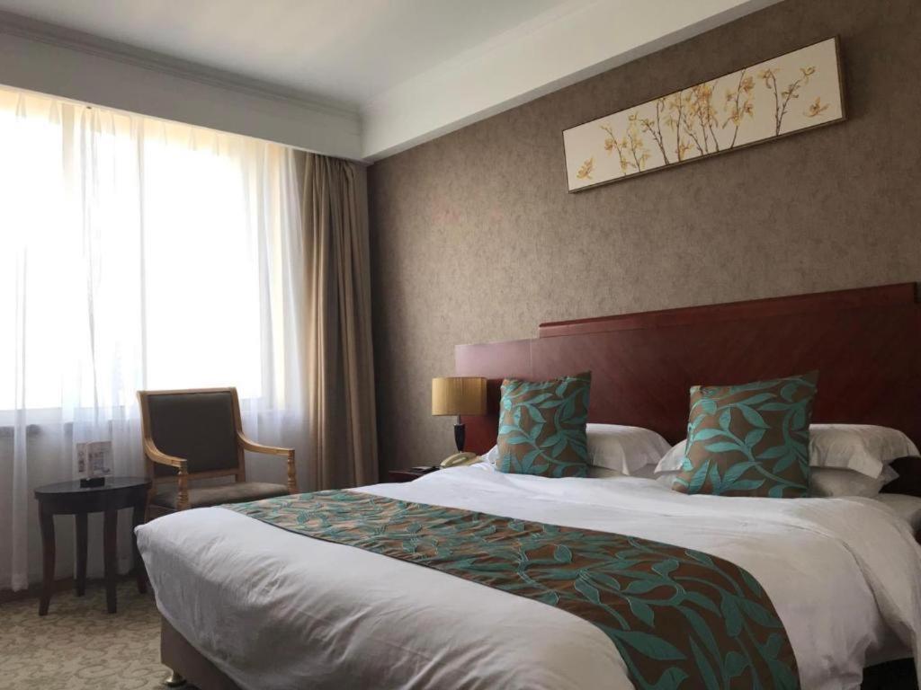 Qingdao Royal Garden Hotel Eksteriør bilde