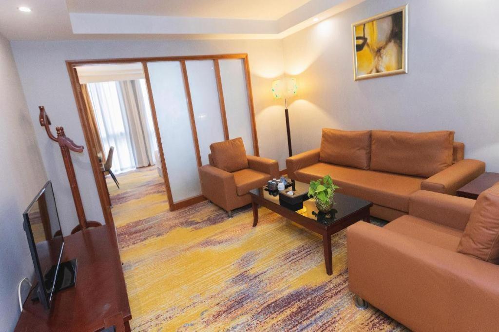 Qingdao Royal Garden Hotel Eksteriør bilde