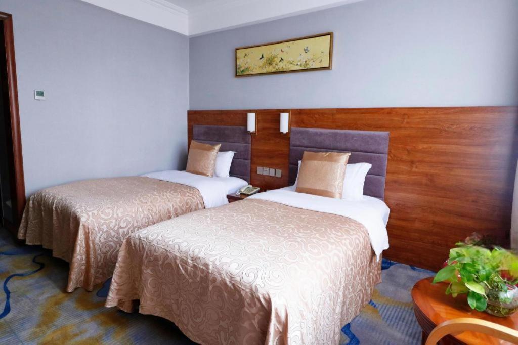 Qingdao Royal Garden Hotel Eksteriør bilde