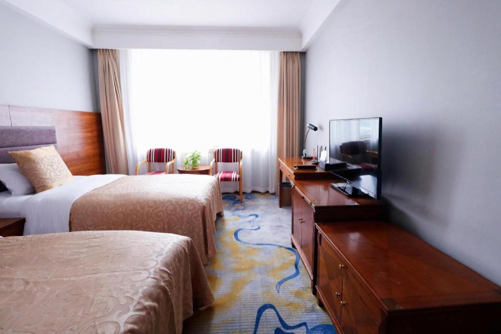 Qingdao Royal Garden Hotel Eksteriør bilde