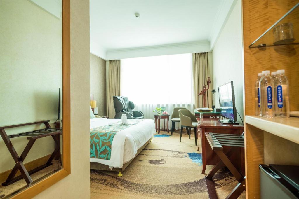 Qingdao Royal Garden Hotel Eksteriør bilde