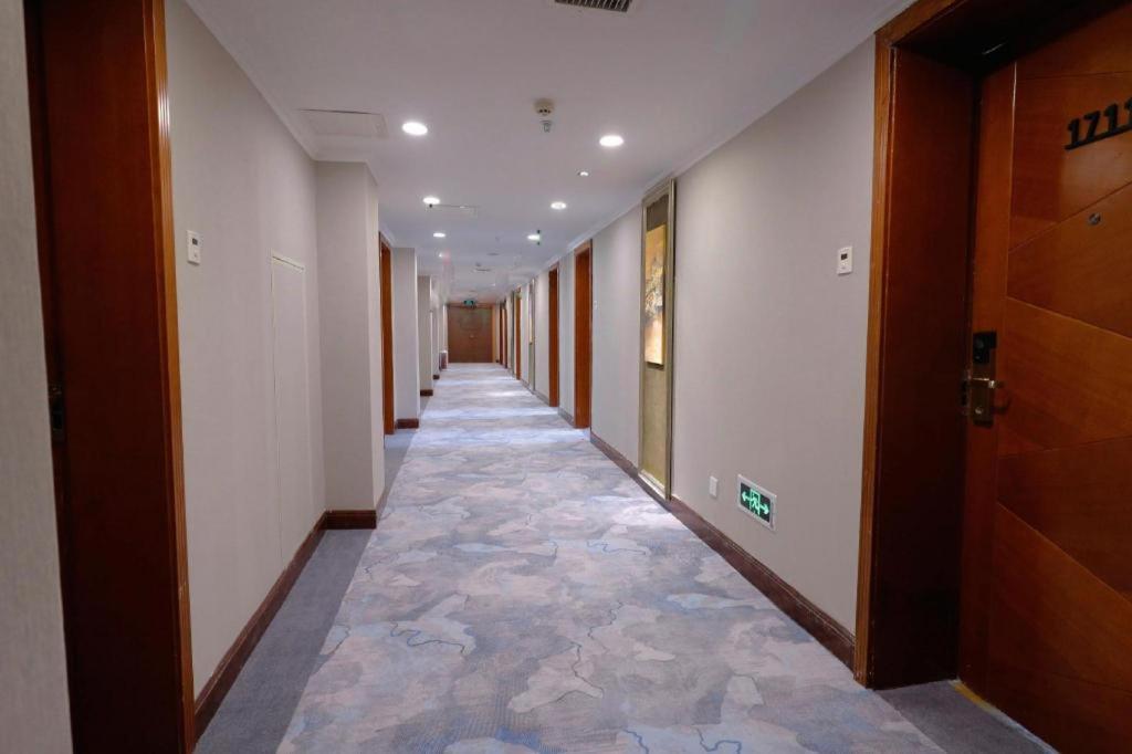 Qingdao Royal Garden Hotel Eksteriør bilde