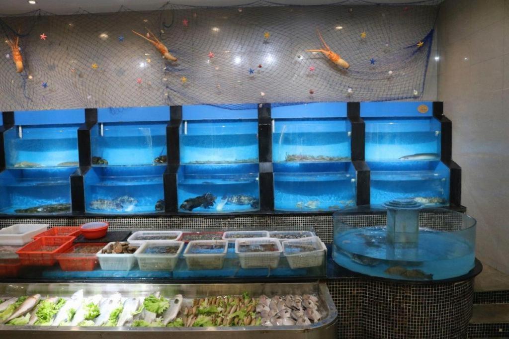 Qingdao Royal Garden Hotel Eksteriør bilde