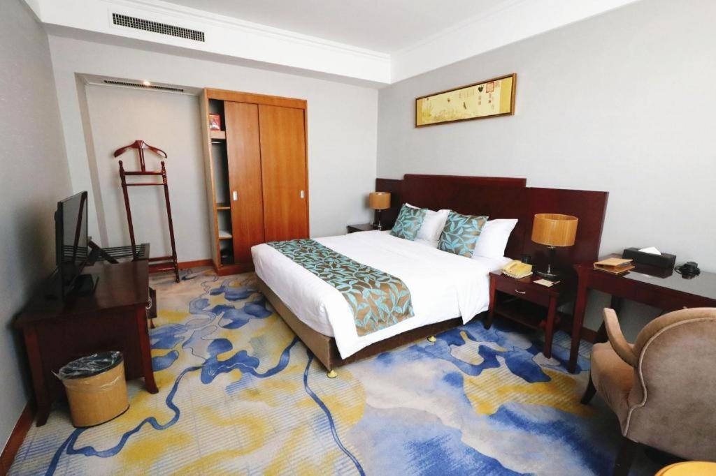 Qingdao Royal Garden Hotel Eksteriør bilde