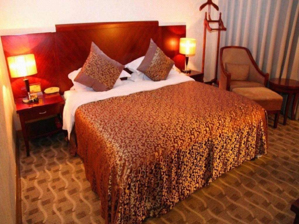 Qingdao Royal Garden Hotel Eksteriør bilde