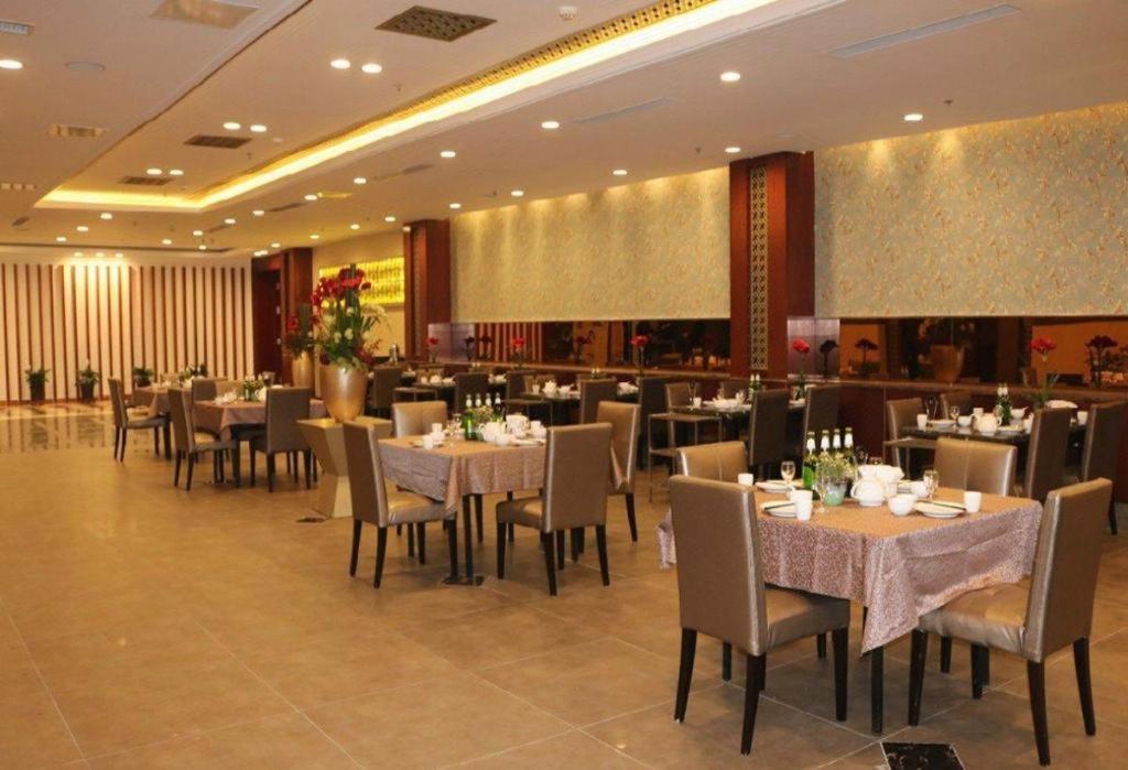 Qingdao Royal Garden Hotel Eksteriør bilde